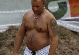 20110725010349-c67647ab